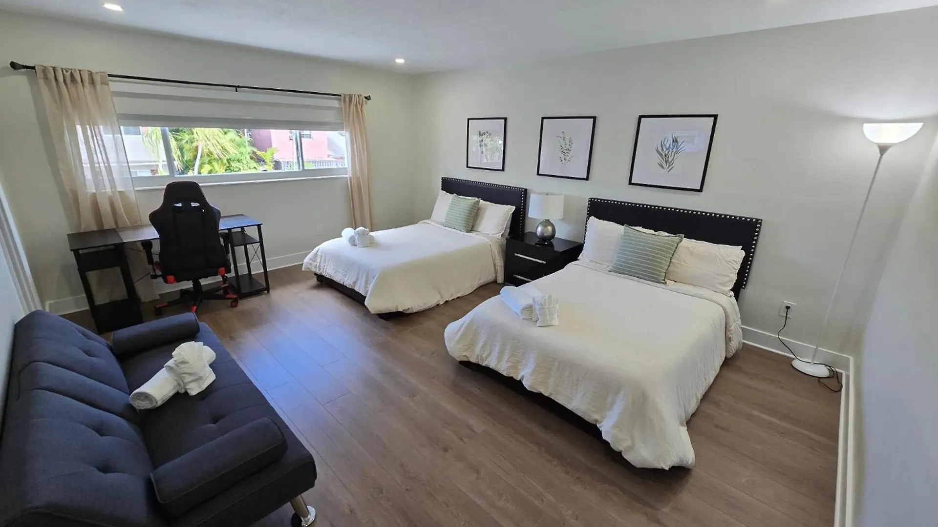 Luxurious & Spacious Townhouse In Prime Location Miami