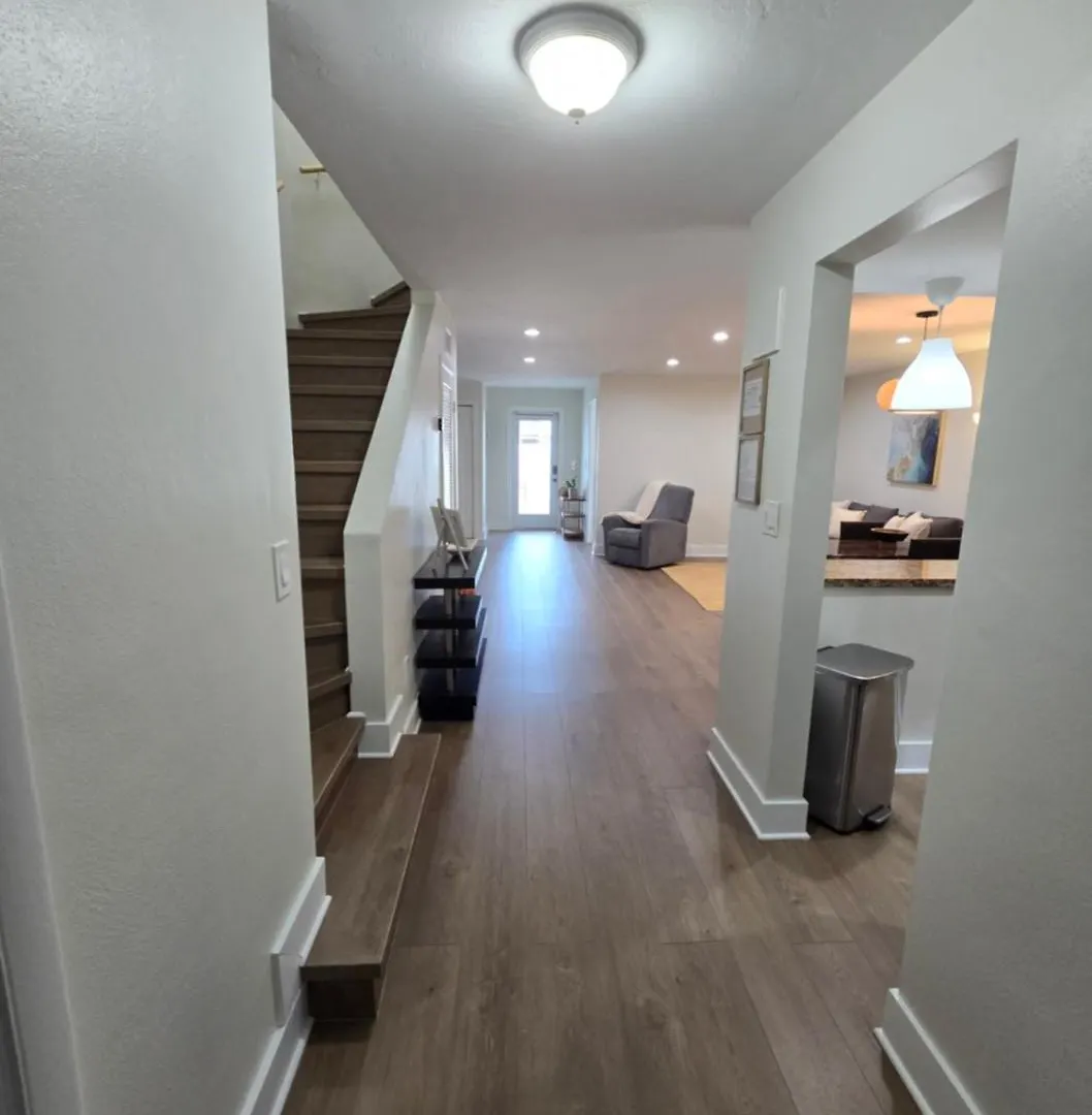 Apartment Luxurious & Spacious Townhouse In Prime Location
