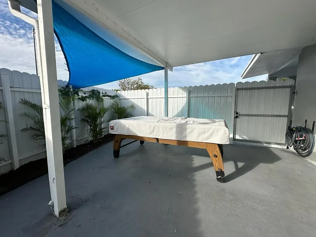 Dream House 4b/2b King Bed Springs, Fl マイアミ