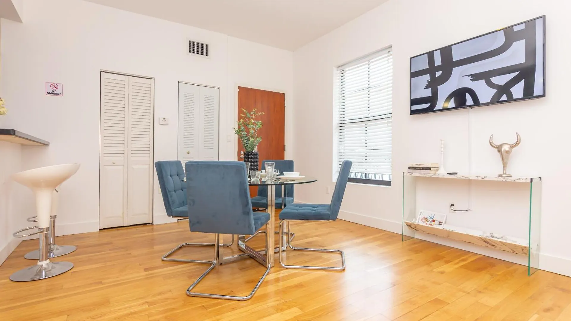 Apartment Downtown - 5 Minutes From Wynwood & Port - Art District Near Beach *