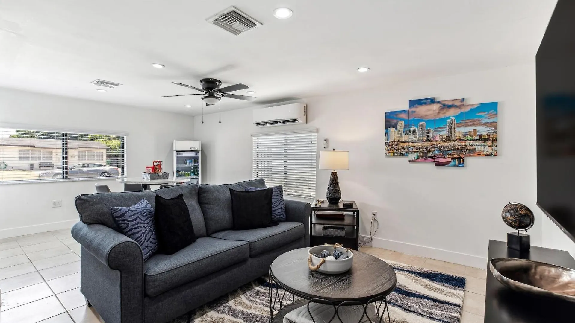 別荘 Oasis, Spacious 4-bedroom With Pool マイアミ