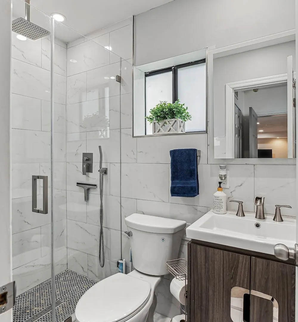 別荘 Oasis, Spacious 4-bedroom With Pool マイアミ