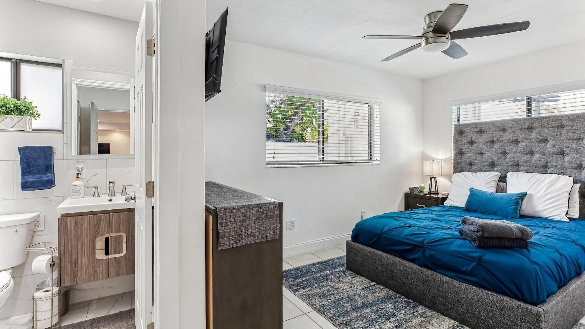 Holiday home Oasis, Spacious 4-bedroom With Pool