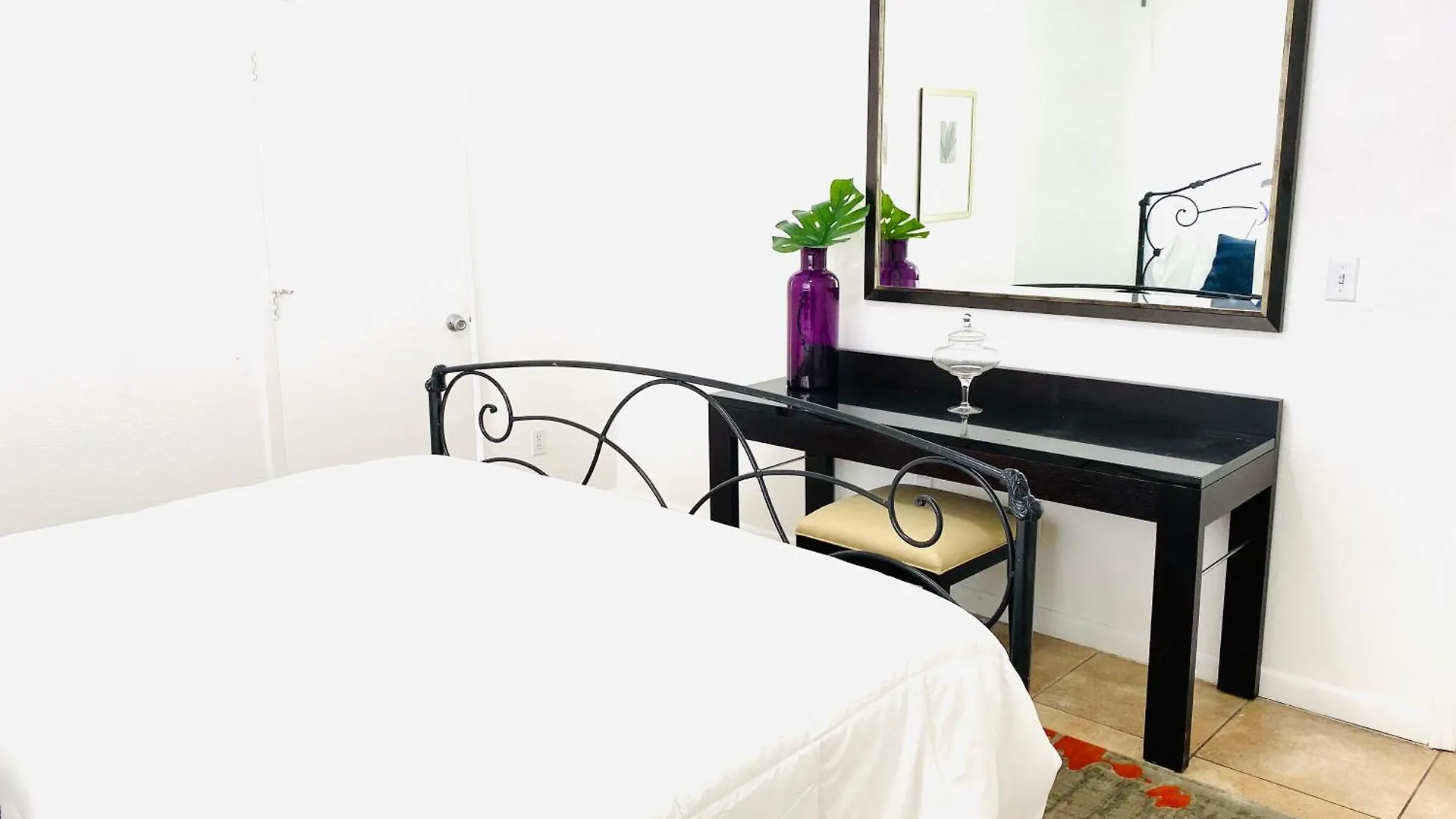 Villa Xanadu 10 Mins To South Beach! 3 Bedroom Miami