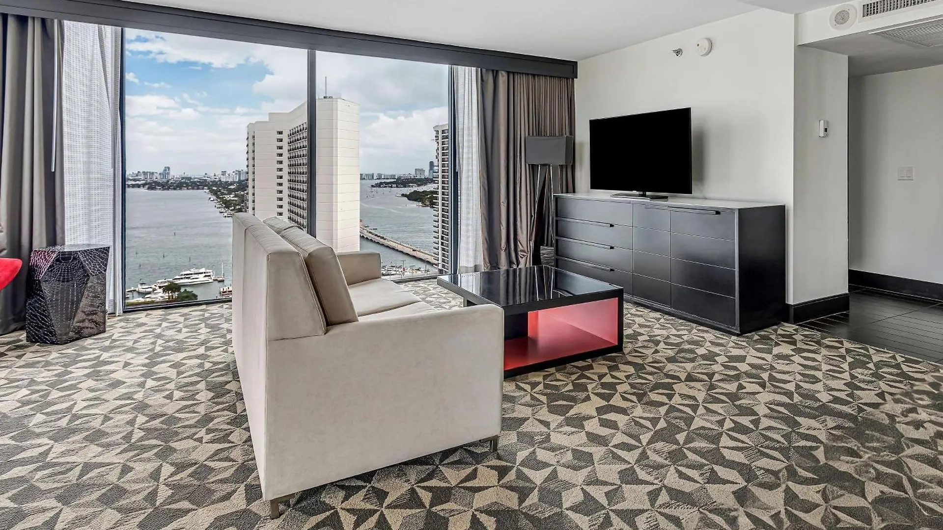 Hilton Downtown Miami