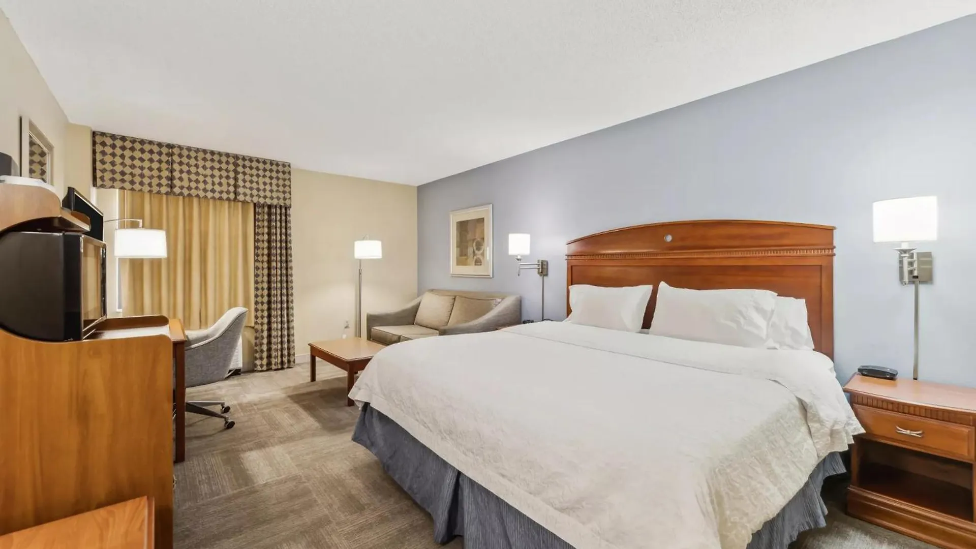 Hotel Hampton Miami-airport West 3*
