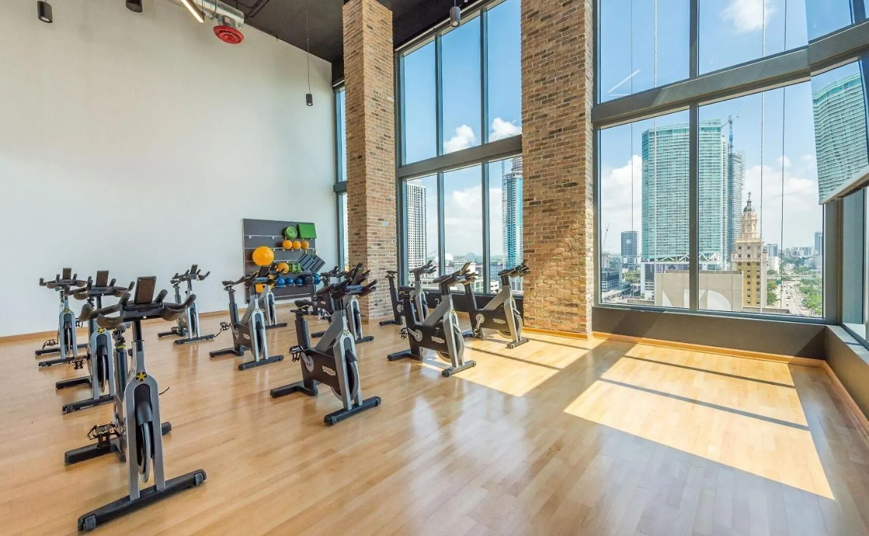 Luxury 2'2 Brickell Downtown * Miami