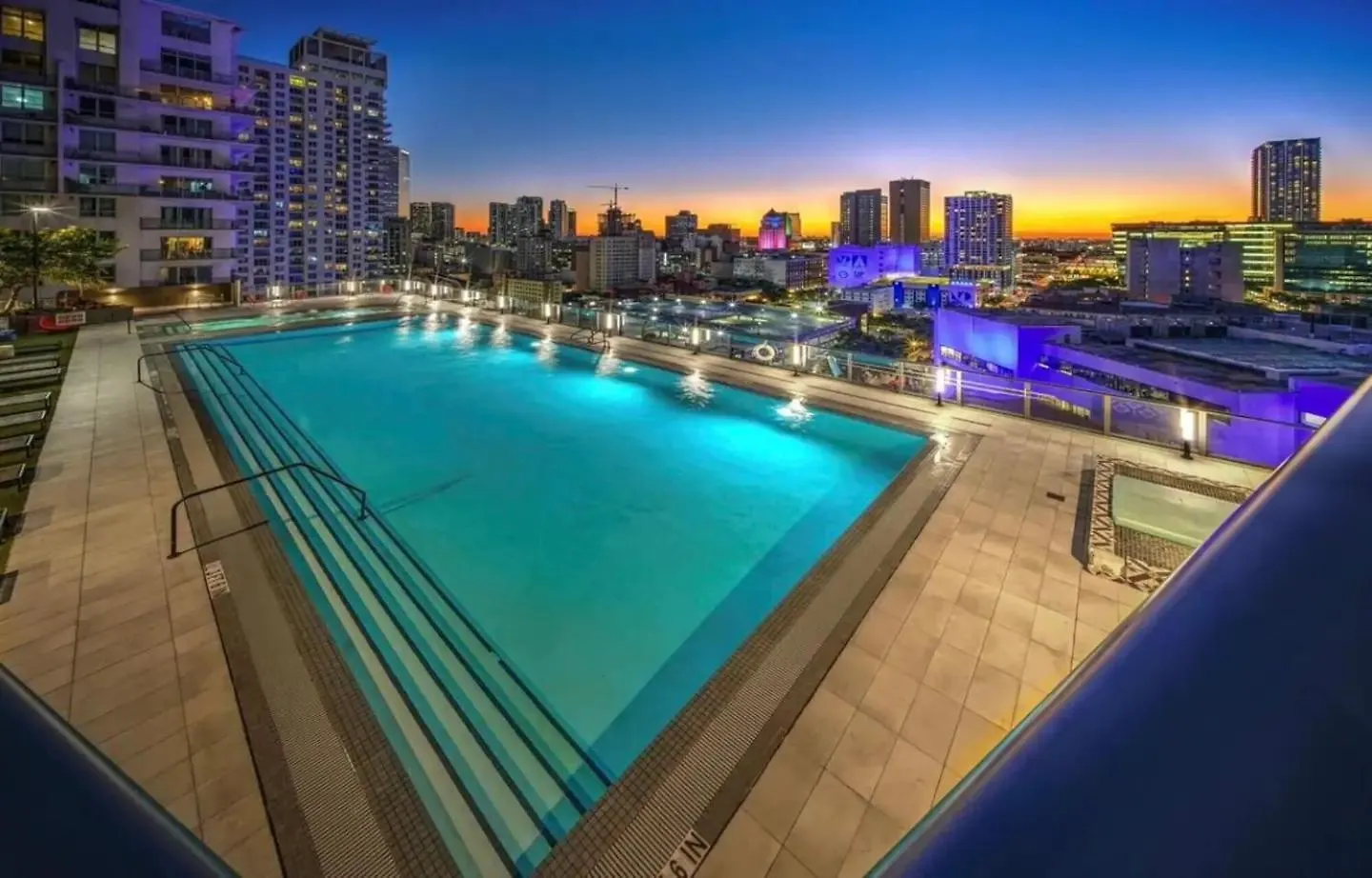 شقة Breezy Luxury Residences - Near Kaseya Center ميامي