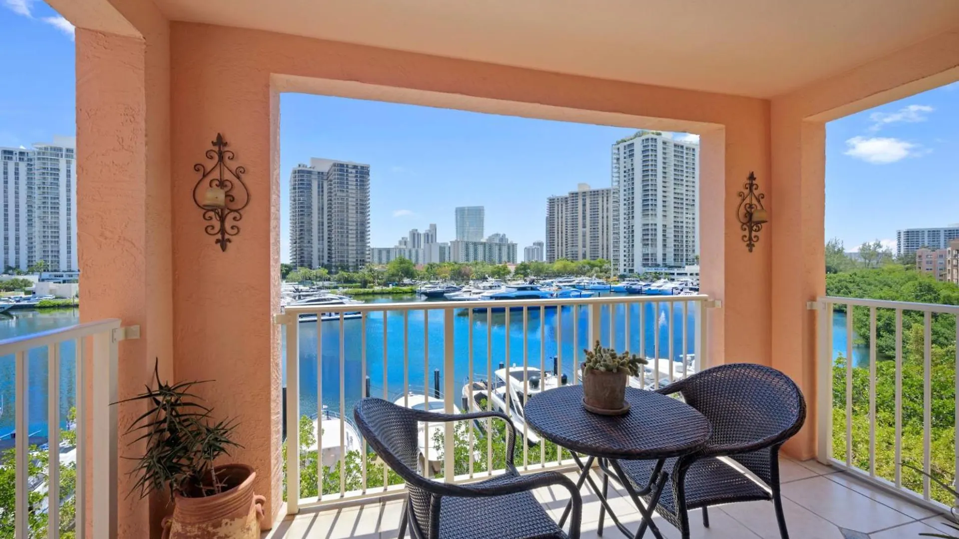 Yacht Club At Aventura Amazing Marina View Parking Included Apartment