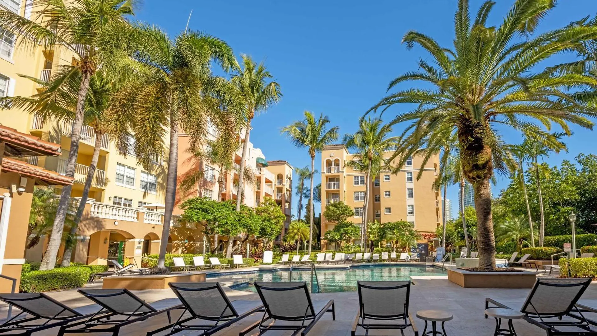Yacht Club At Aventura Amazing Marina View Parking Included