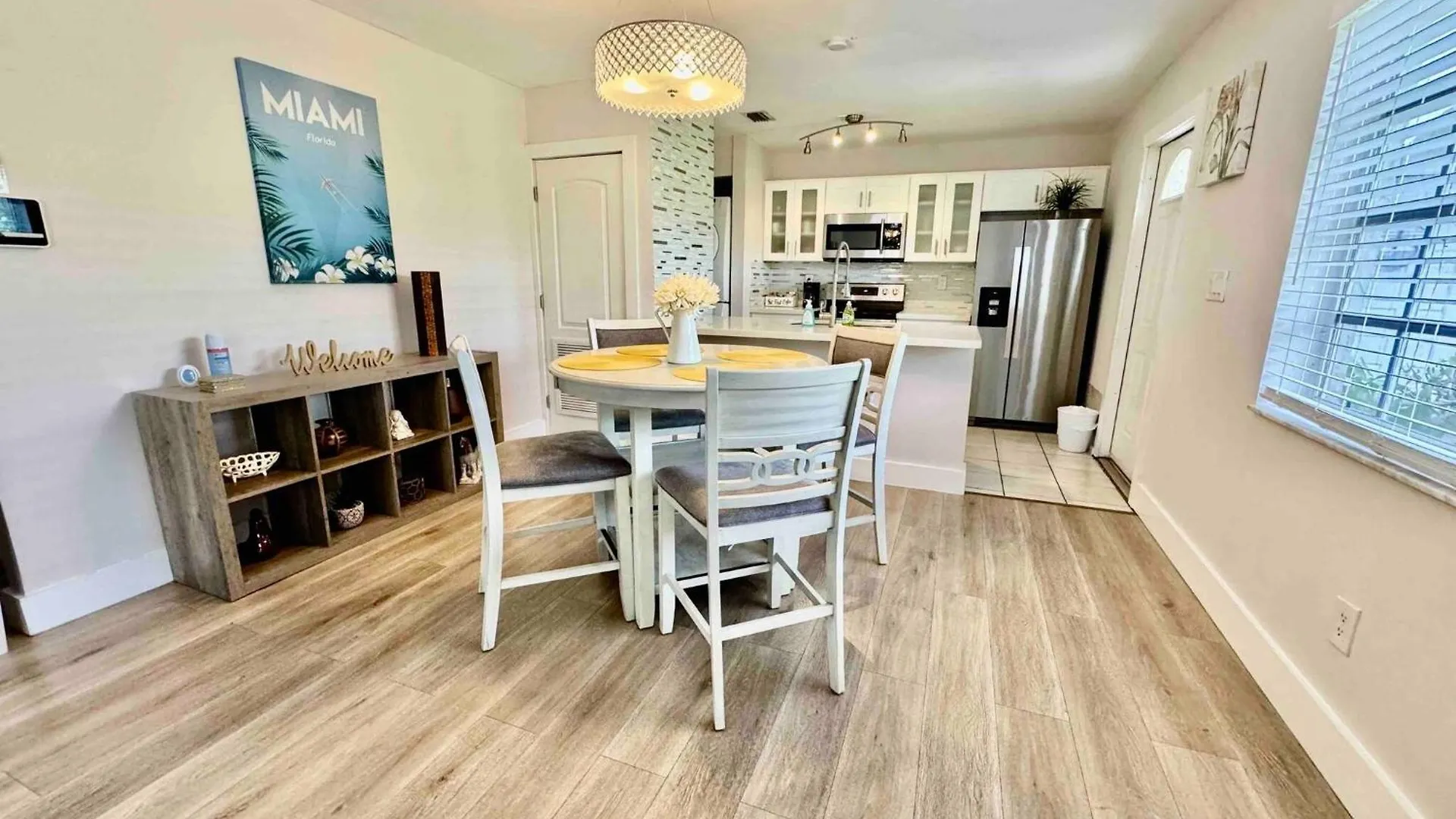 Cozy Near Coconut Grove And The Of Miami