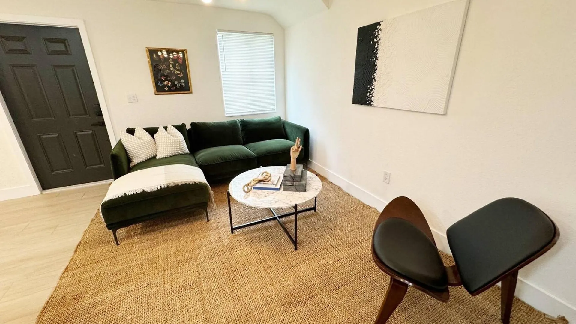 Modern Escape At Wynwood: Your Comfort Sanctuary