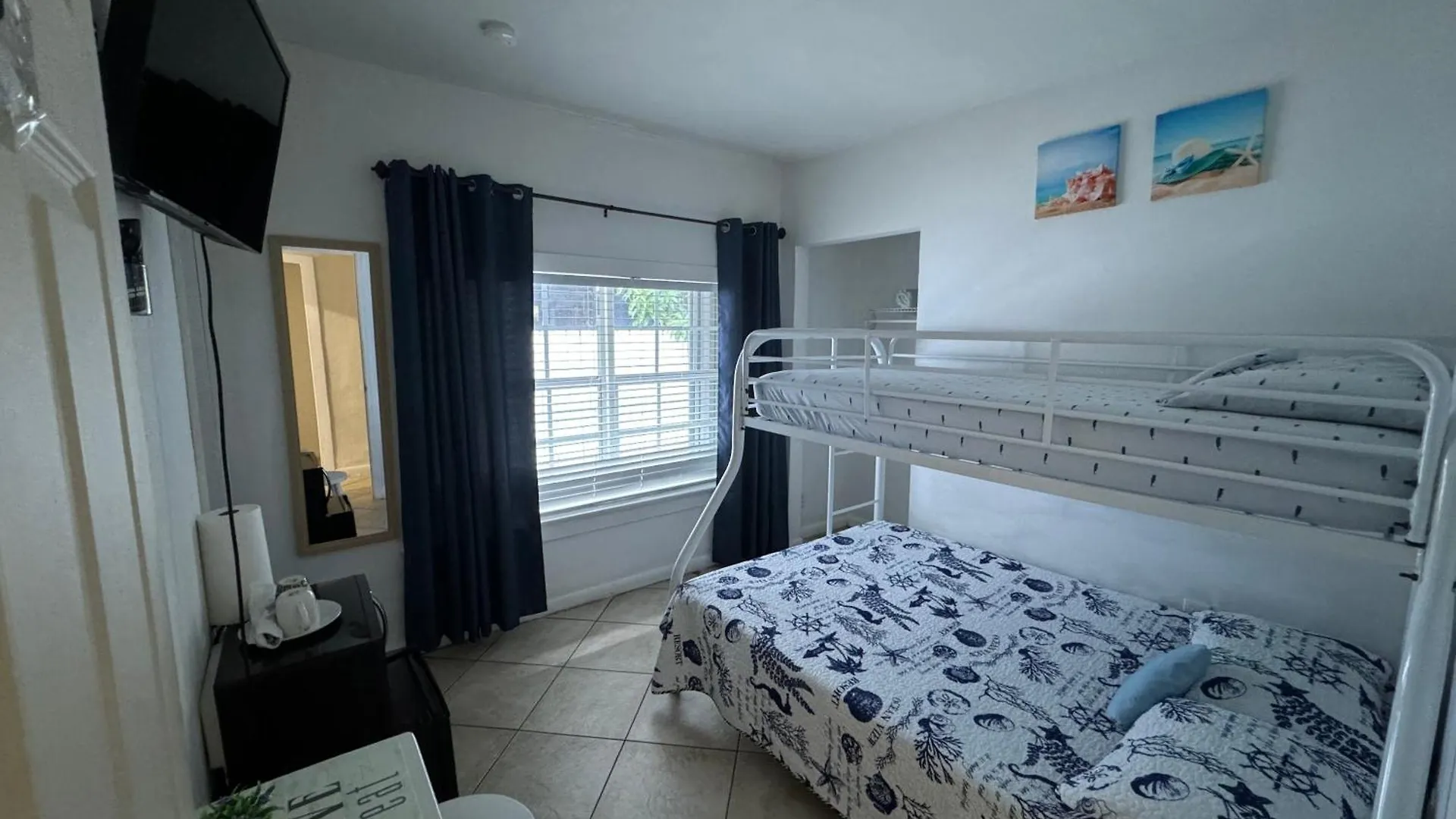 B5 Value On Private Bedroom With Private Bathroom In Little Havana, 홈스테이 *
