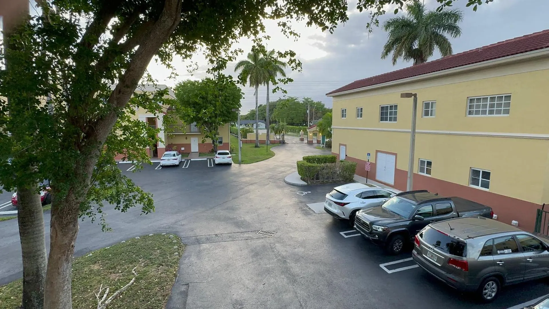 En Kendall 2 Y 3 Banos Apartmán *