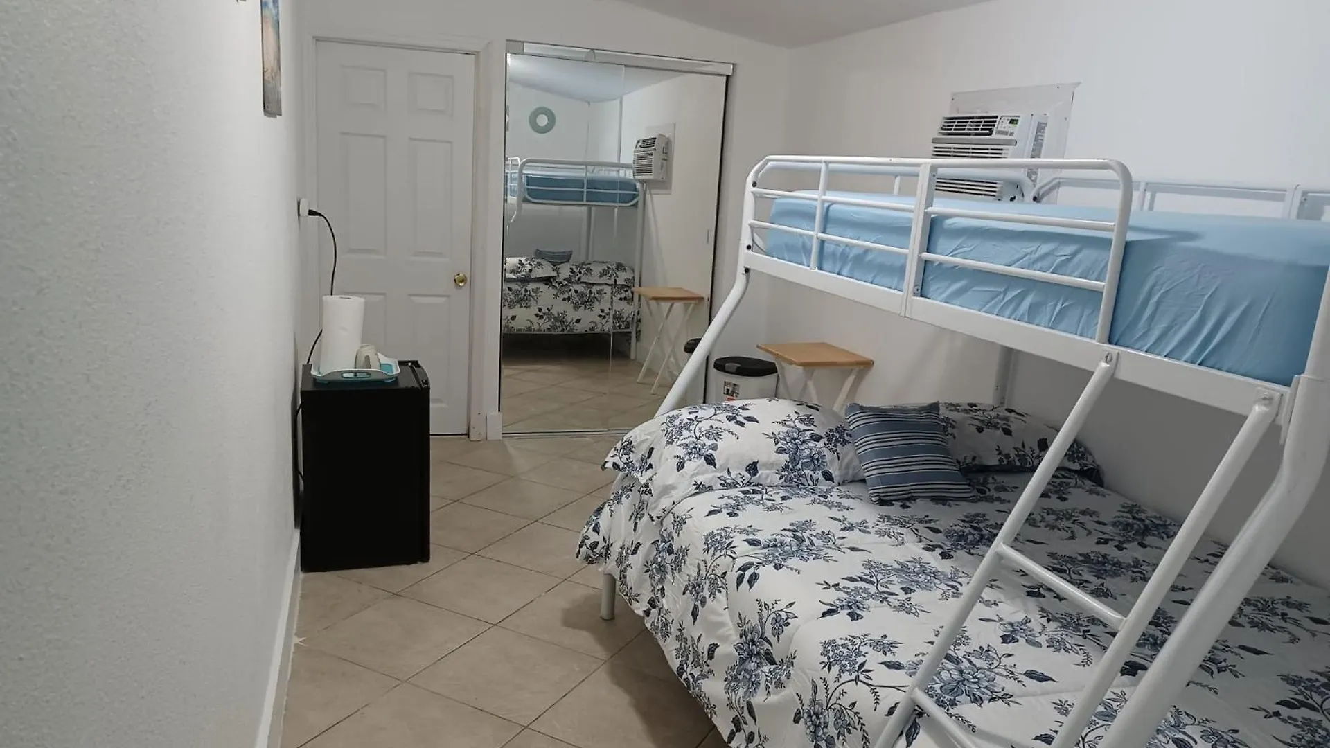 B6 Value On Private Bedroom With Private Bathroom In Little Havana, Homestay Miami
