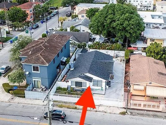 B5 Value On Private Bedroom With Private Bathroom In Little Havana, Homestay