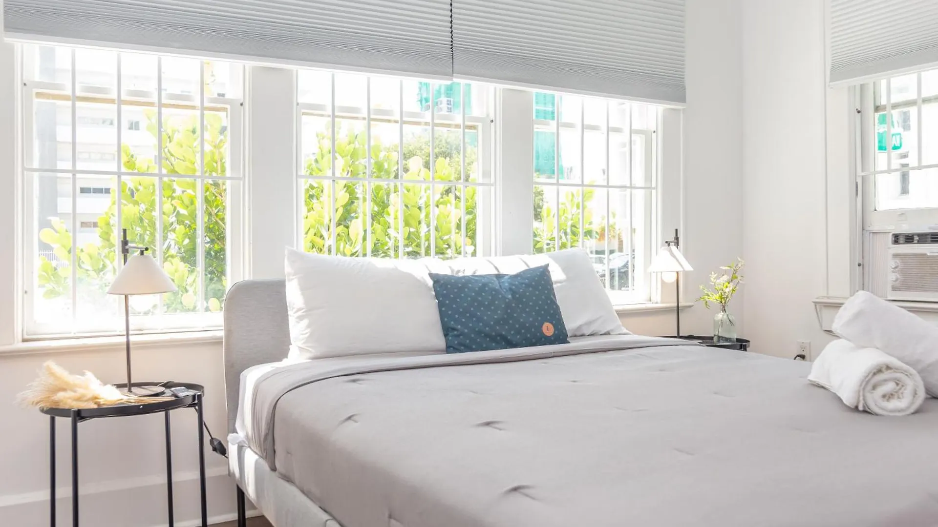 Two Bedroom - Heart Of Wynwood & Edgewater - Private Parking Spot * Miami