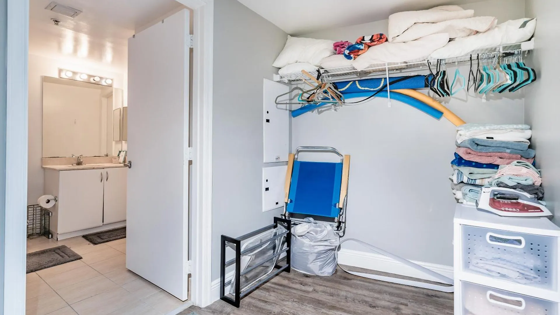 Apartment 1 Bedroom Opera Tower - Edgewater *