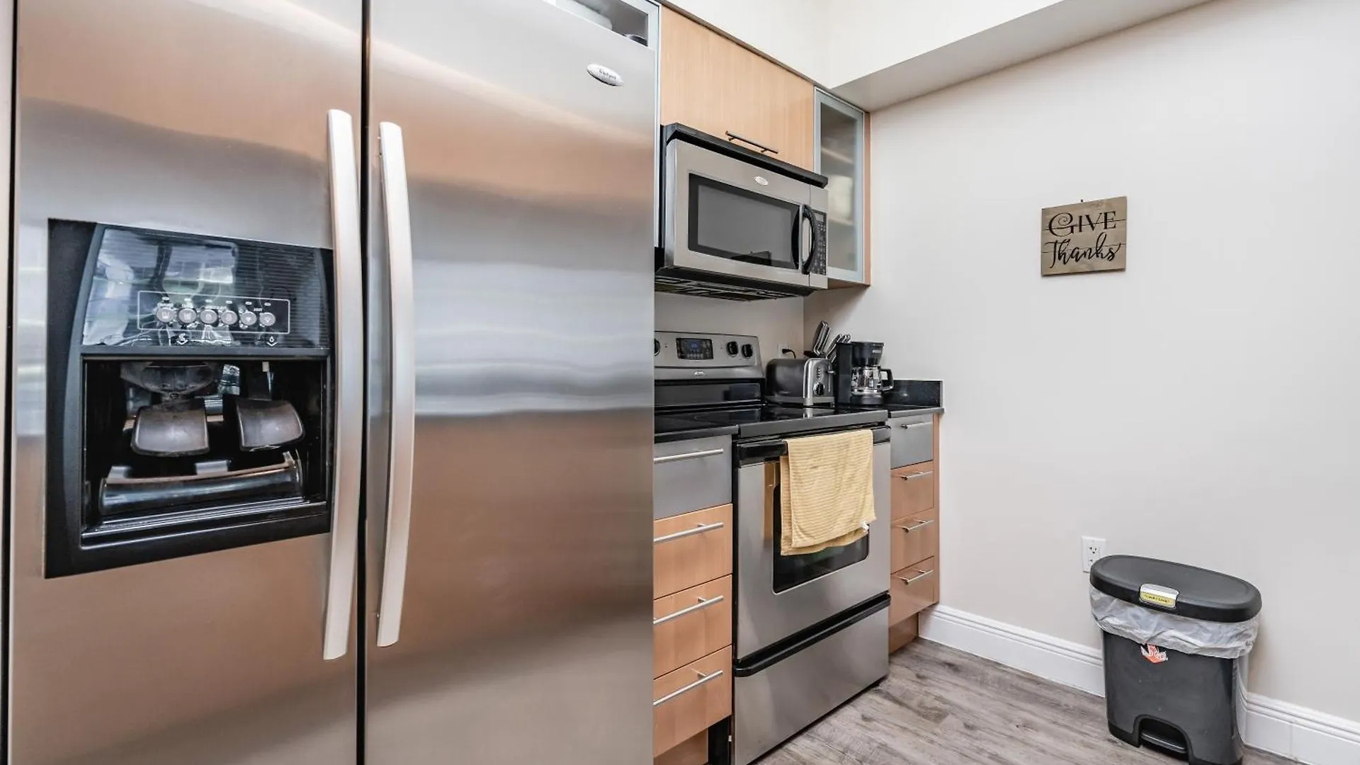 Apartment 1 Bedroom Opera Tower - Edgewater