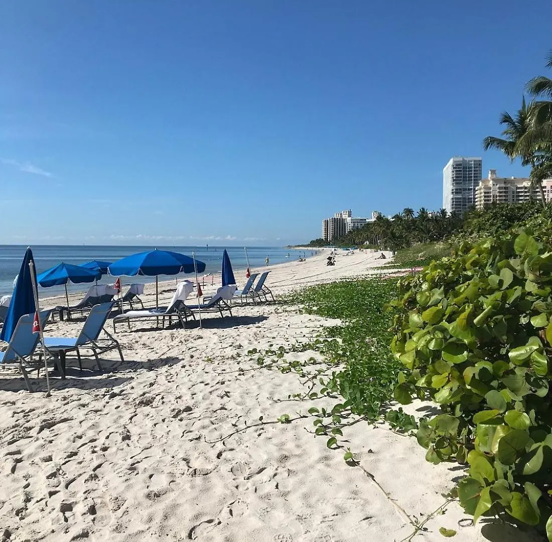 Apartment Studio Located At The Ritz Carlton Key Biscayne, Miami