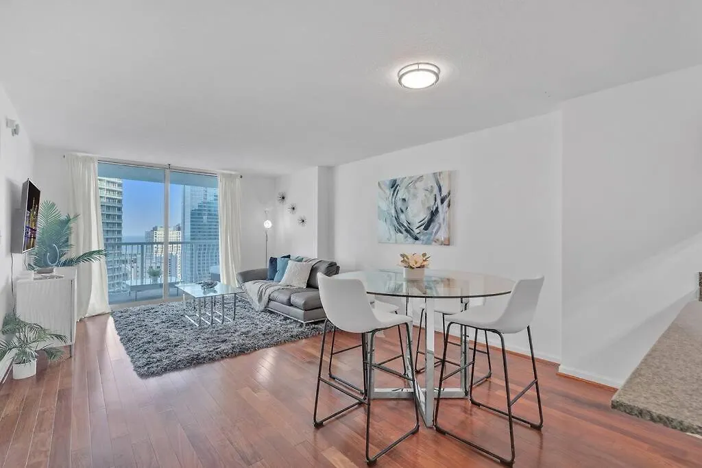 Cozy 1bed 1bath Overlooking Brickell Skyline