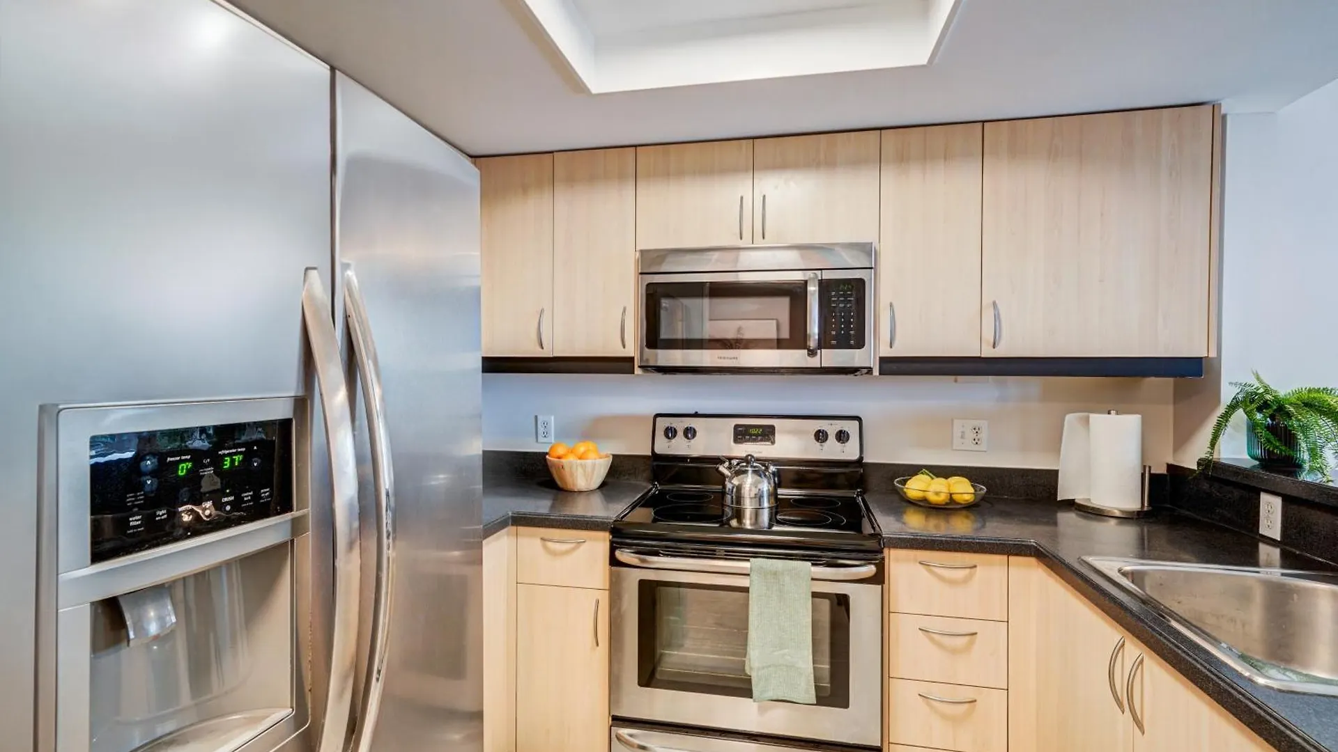 Coconut Grove Beauty 1 Bedroom Bayview With Free Parking
