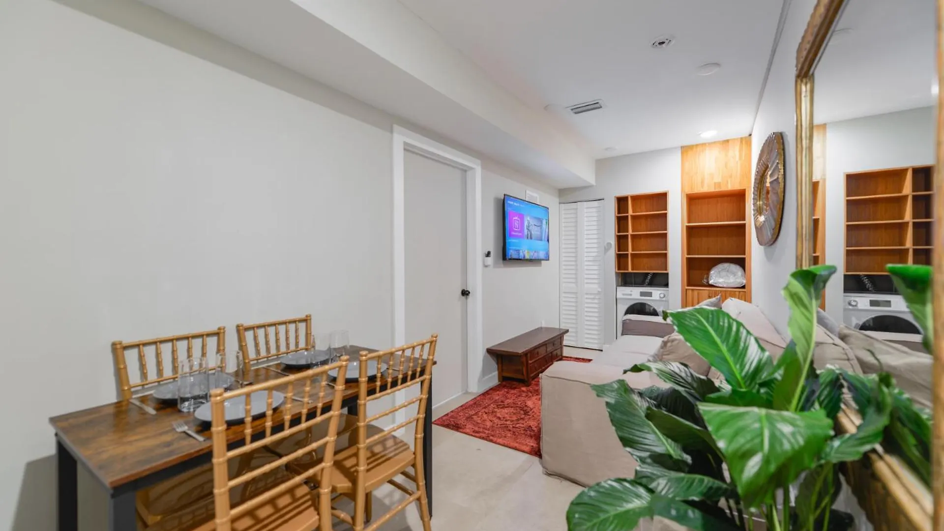 Apartment In Oasis Familiar