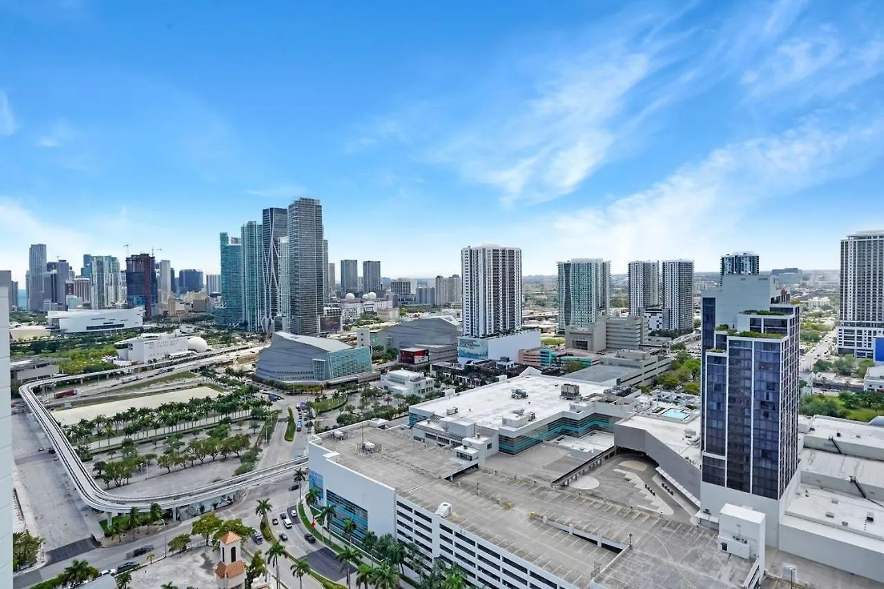 Apartment Pisces Dream - Direct Water Views! Miami