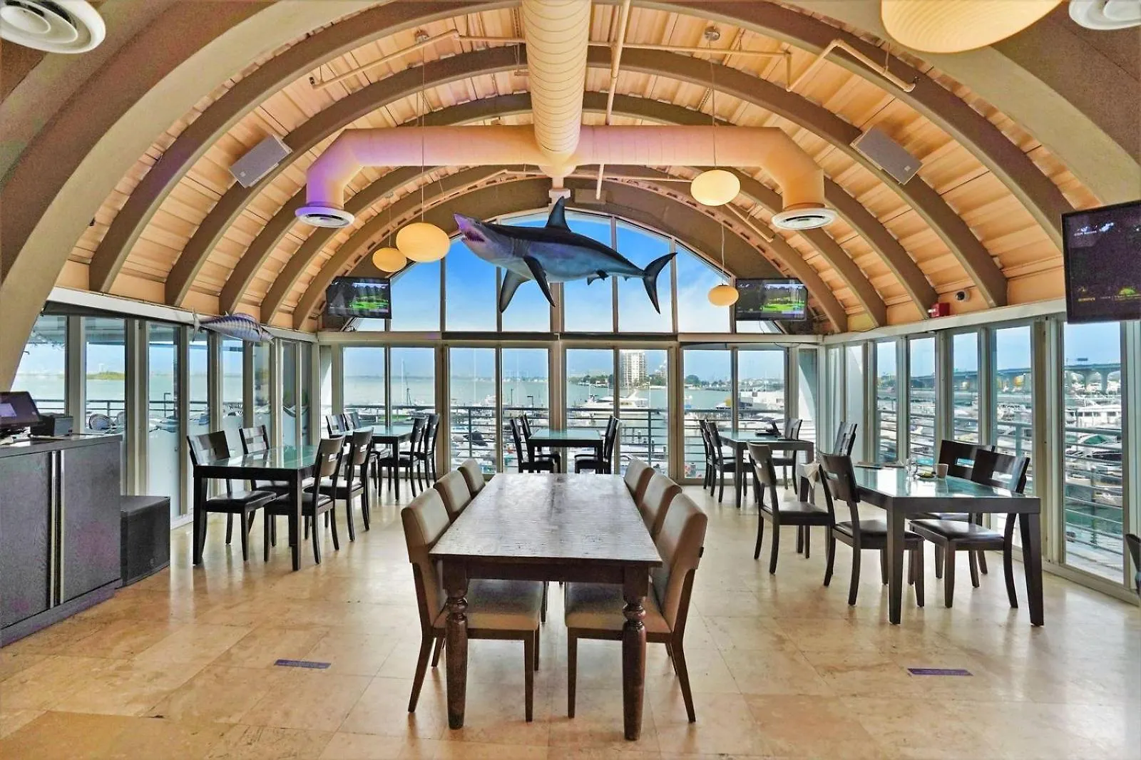 Champagne & Ice! Water Views, 2 Private Balconies! Apartment Miami
