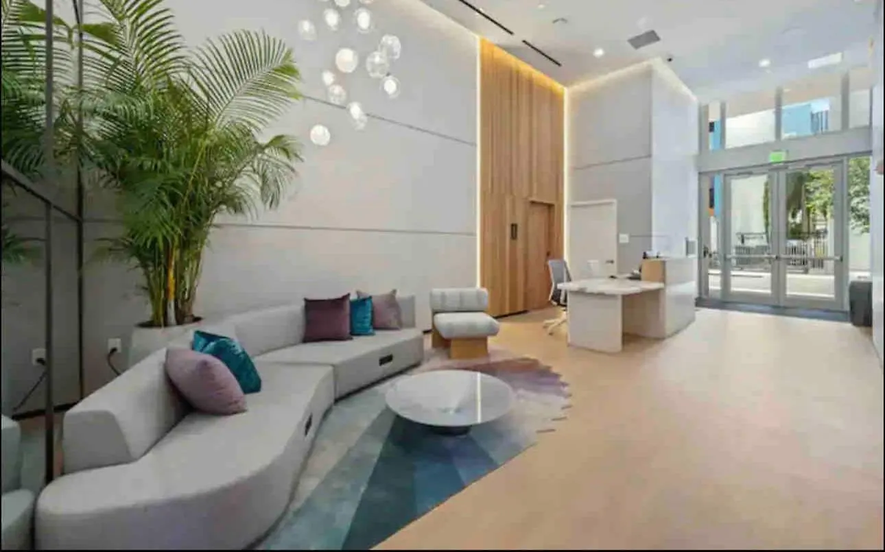 Downtown Comfy Condo-hotels In A Luxury Modern Building