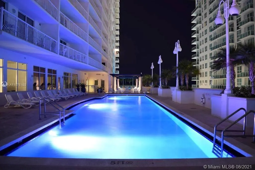 Brickell 3 Bedrooms High Ceiling Loft Apartment