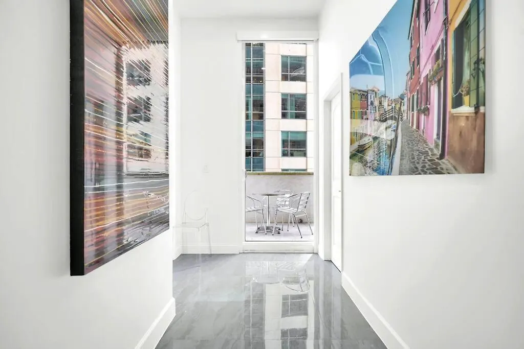 Brickell 3 Bedrooms High Ceiling Loft Apartment *
