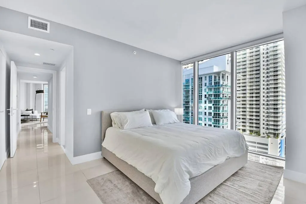 Apartment Lovely Upscale Gorgeous View 2bd 2bath In Brickell *
