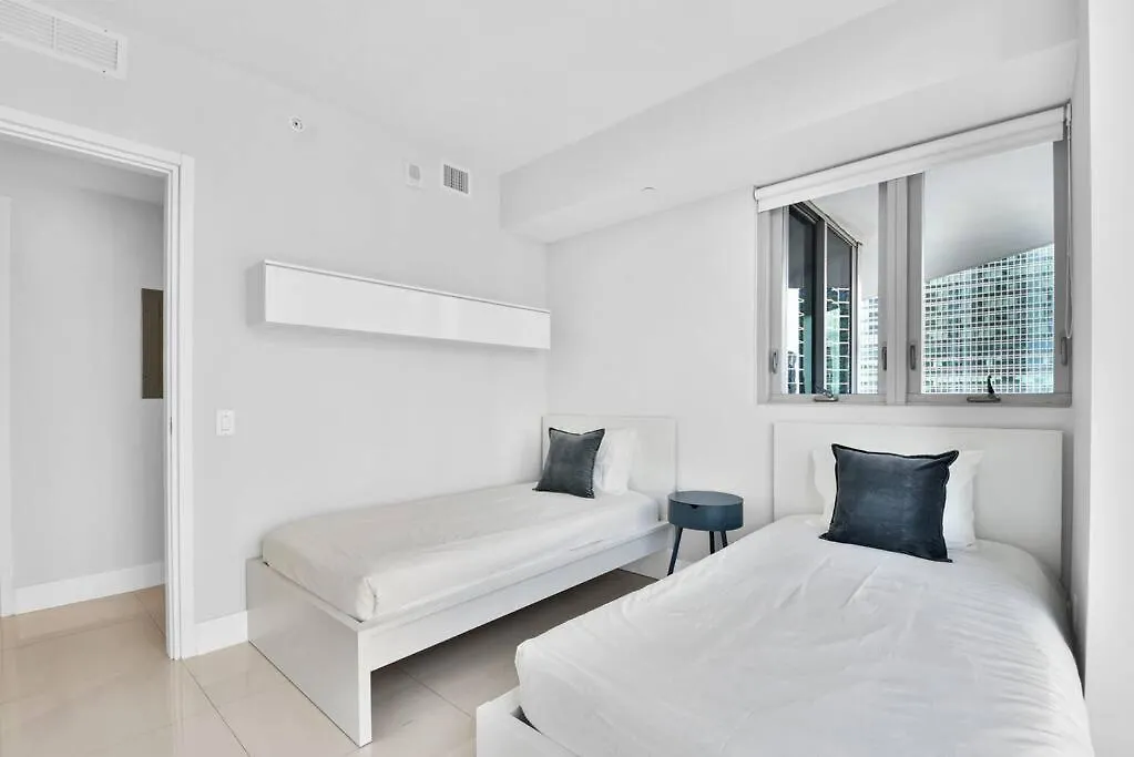 Lovely Upscale Gorgeous View 2bd 2bath In Brickell Apartment Miami