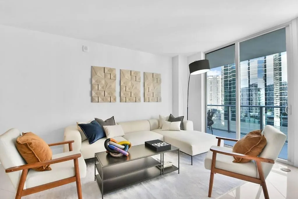 Lovely Upscale Gorgeous View 2bd 2bath In Brickell * Miami