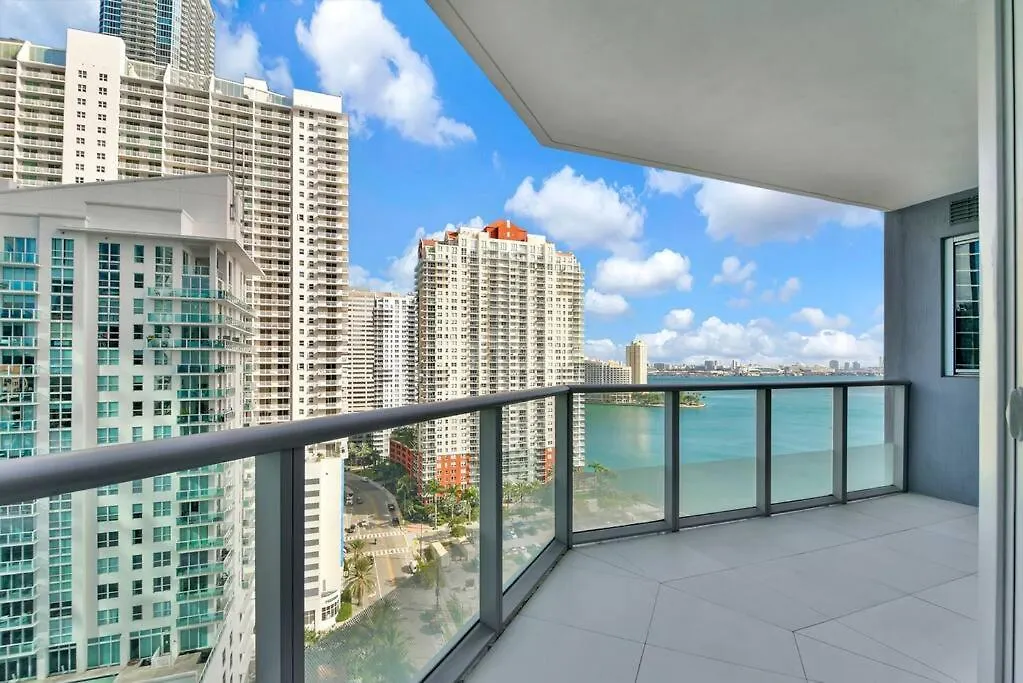 Lovely Upscale Gorgeous View 2bd 2bath In Brickell * Miami