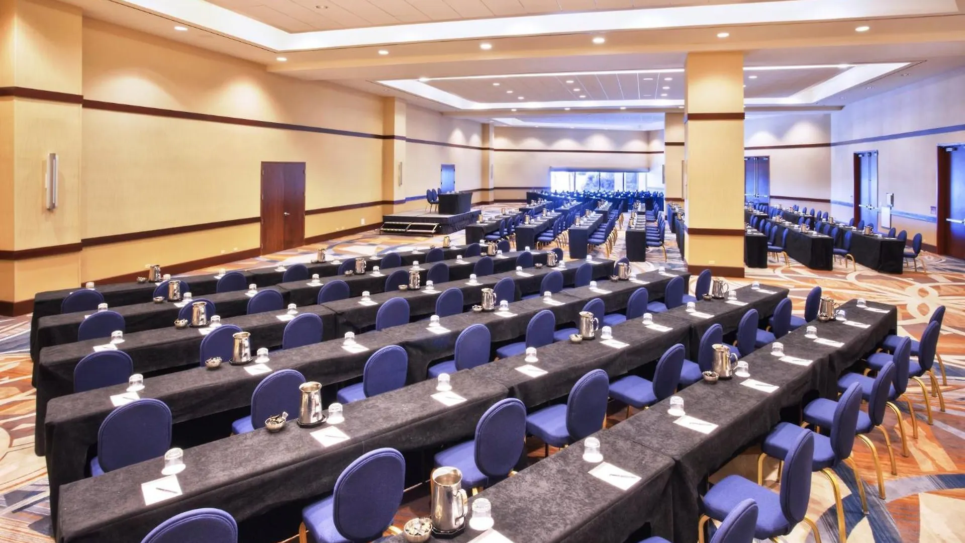 Intercontinental By Ihg Hotel