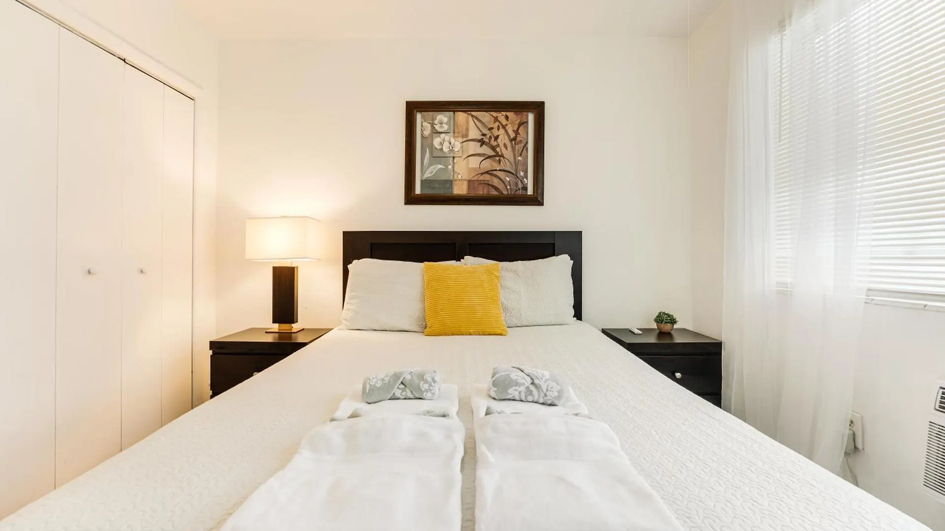 Cozy 1br Escape With Free Parking In Vibrant Mia Miami