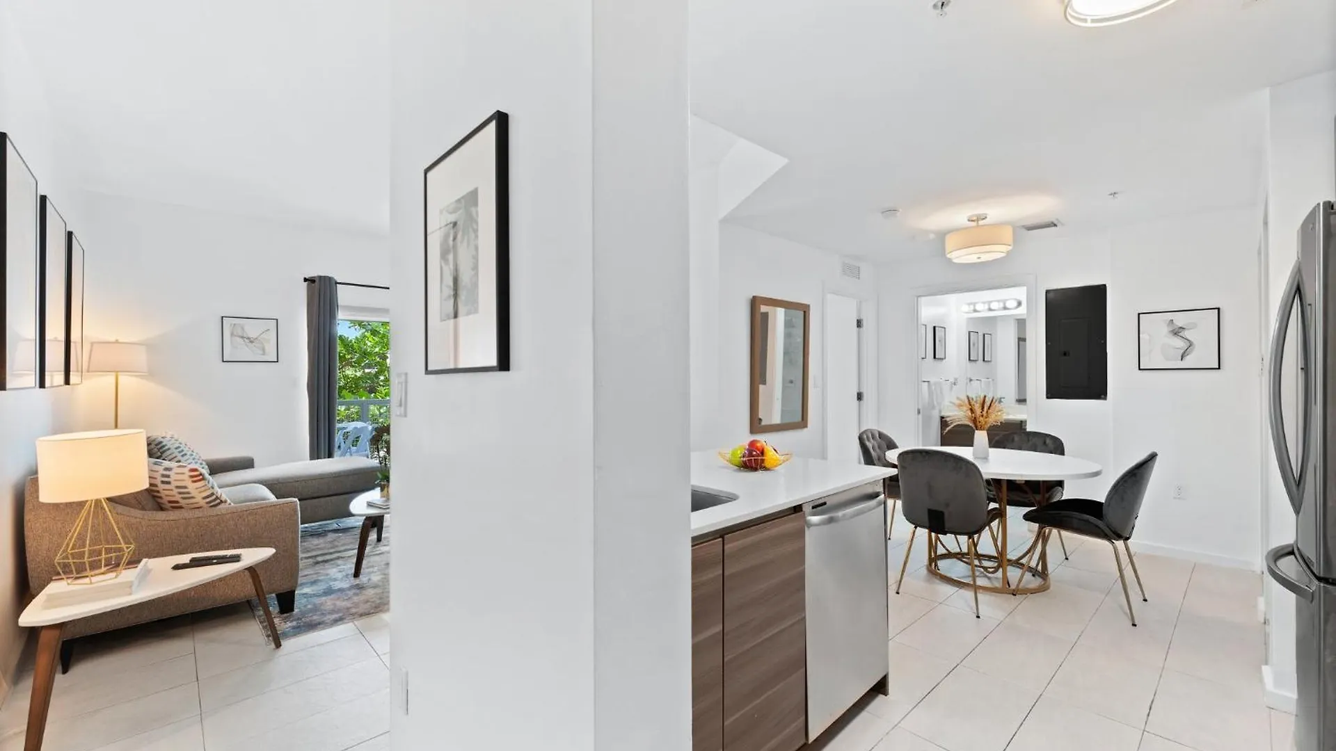 Modern In Edgewater *