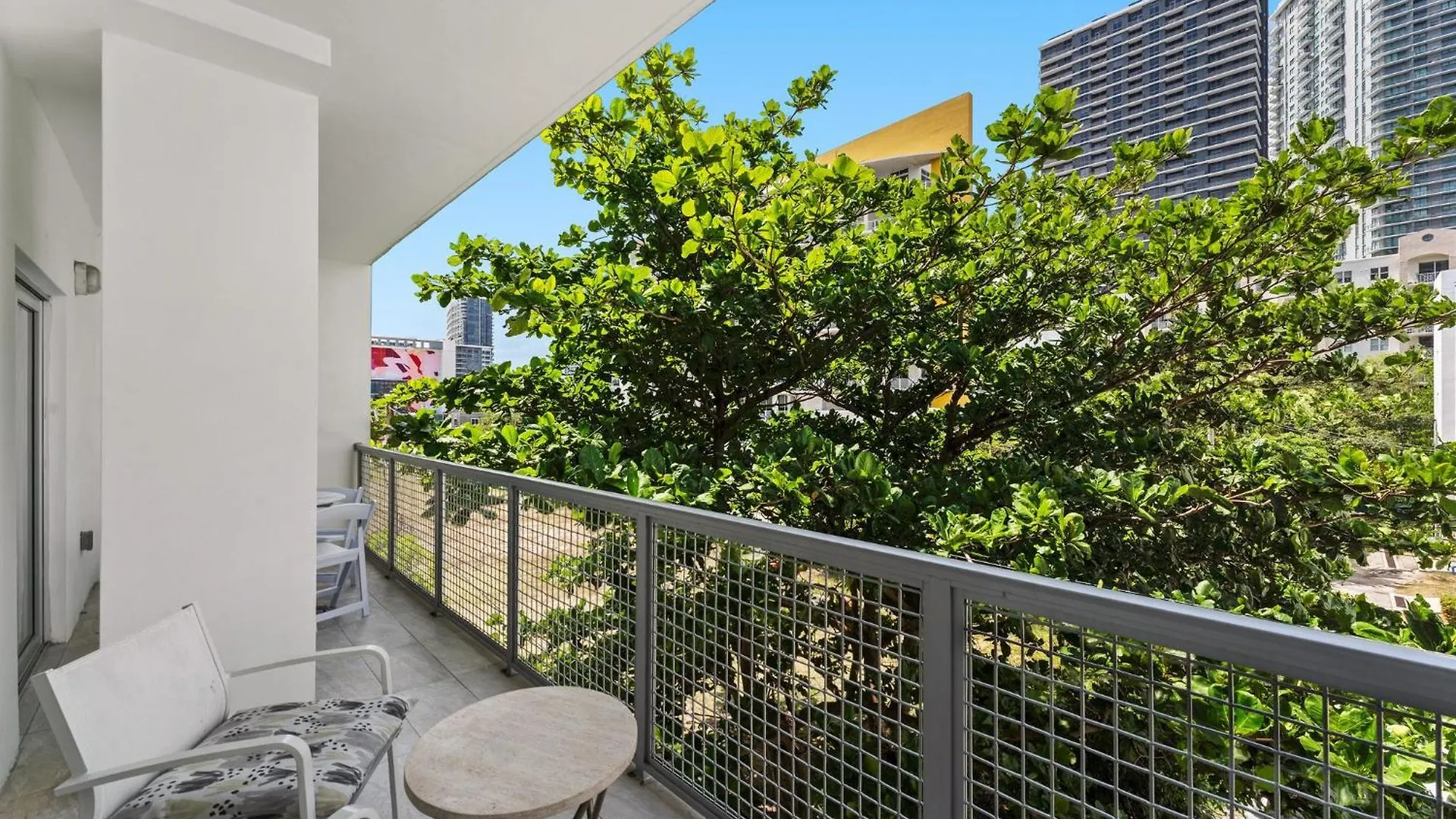 Modern In Edgewater *