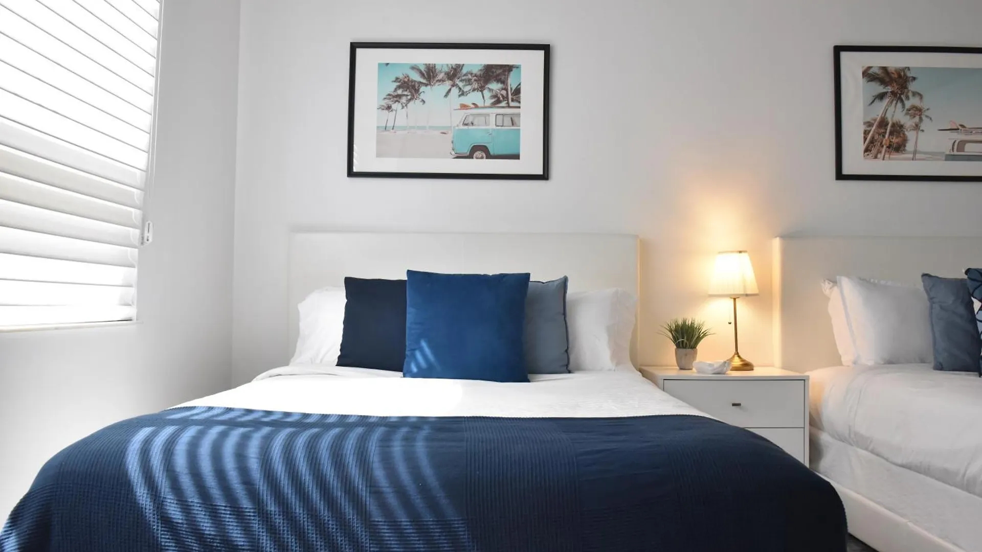 515-trendy 2bd2ba Midtown Huge Private Patio!