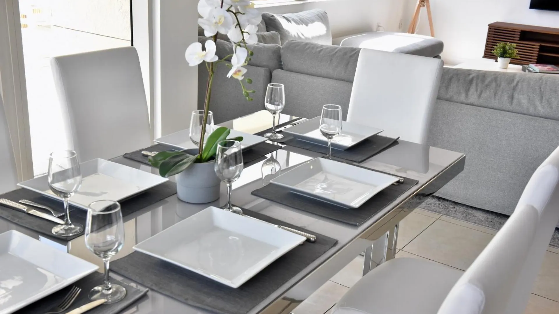 515-trendy 2bd2ba Midtown Huge Private Patio! Apartment *