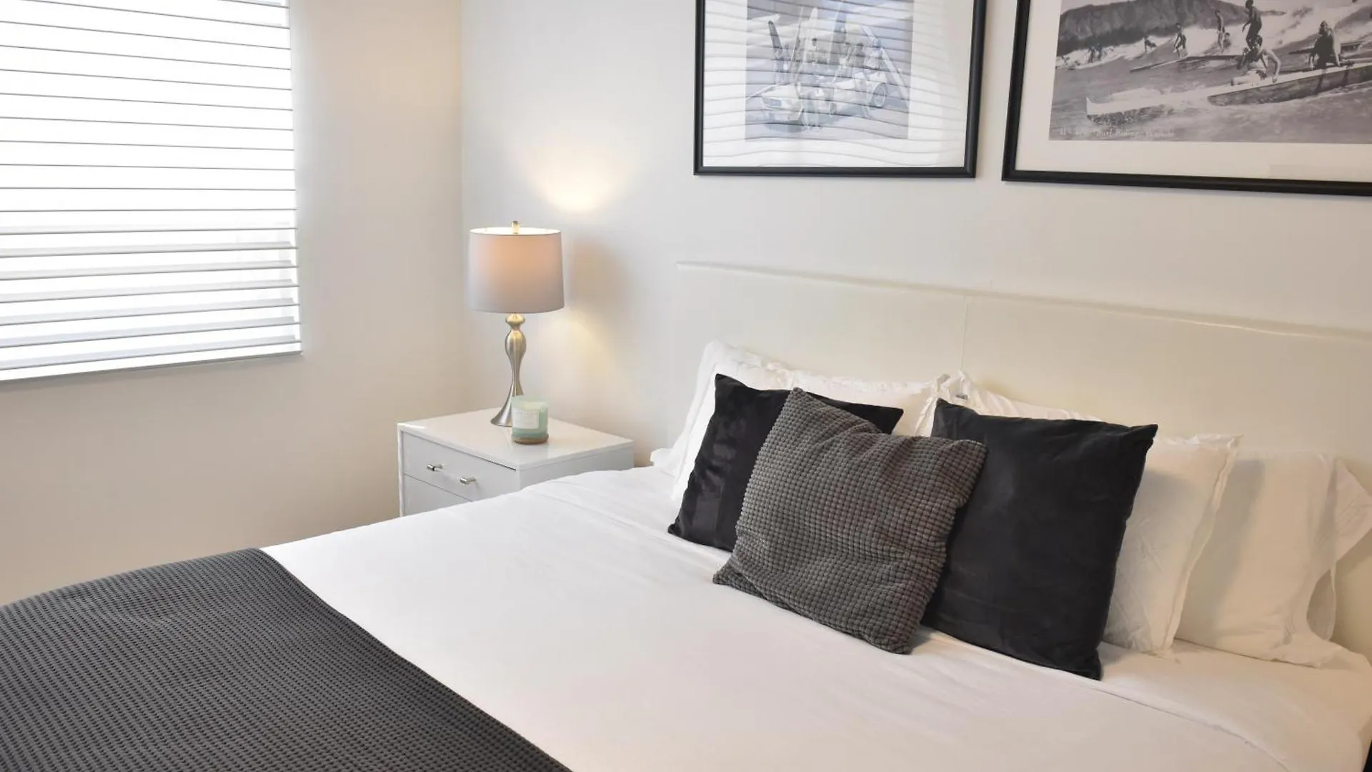 Apartment 515-trendy 2bd2ba Midtown Huge Private Patio! *