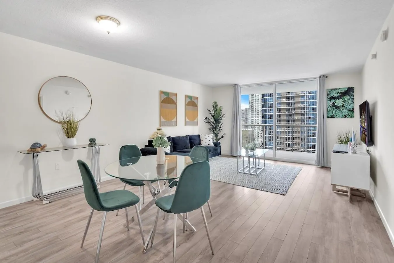 Apartment Brickell Key Gem: Stylish 1-bed W/ Free Parking *
