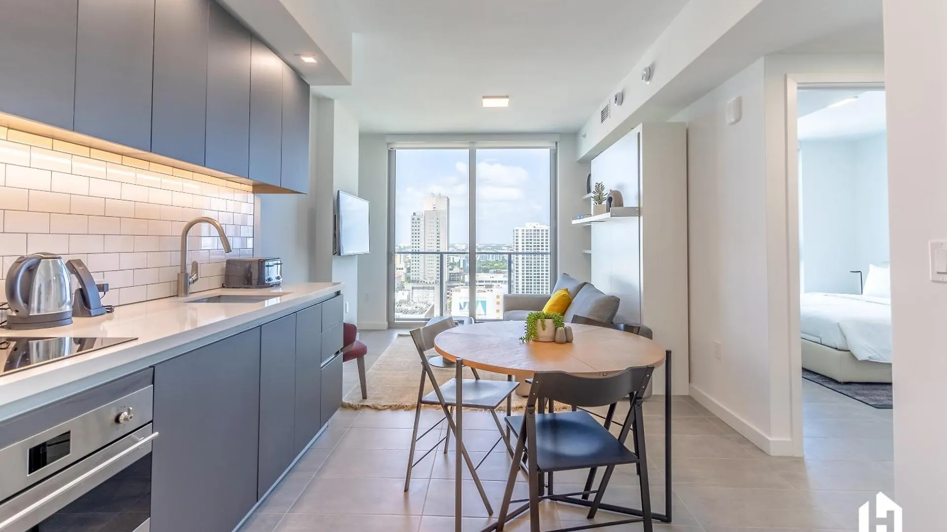 Downtown By Lua Host Apartment *