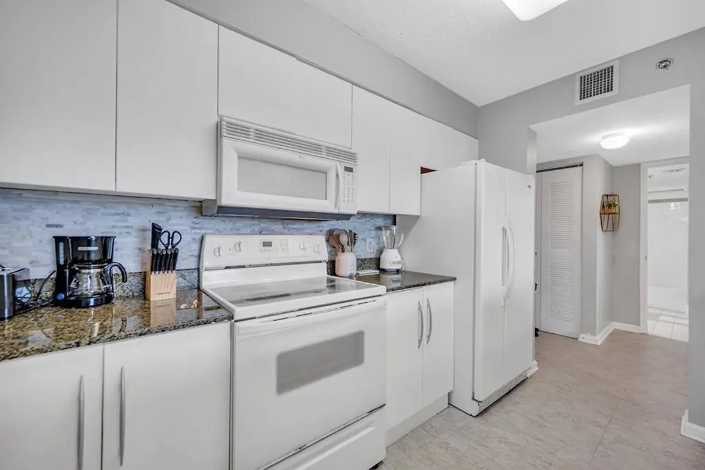 Ocean Front Private Unit Apartment Miami