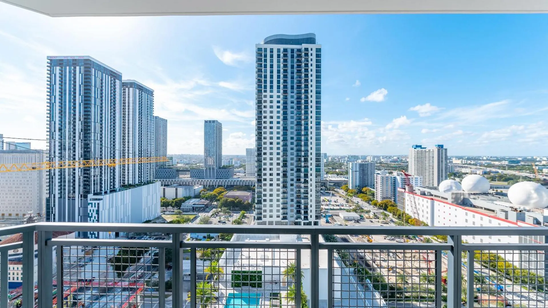 Global Luxury Worldcenter Miami