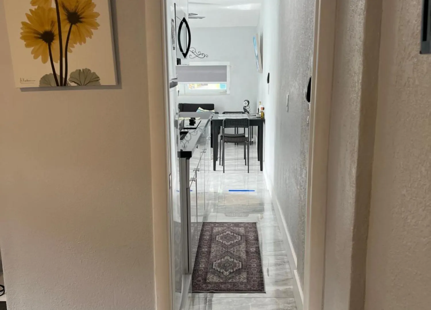 Little Gables Studio-your Escape-10min Airport Apartment