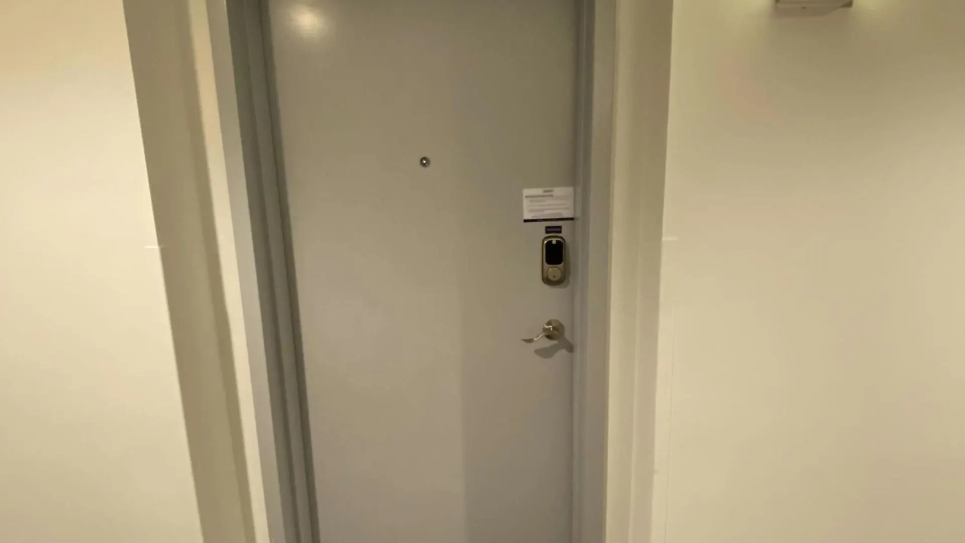 Apartment Roami At Grove 27 Miami