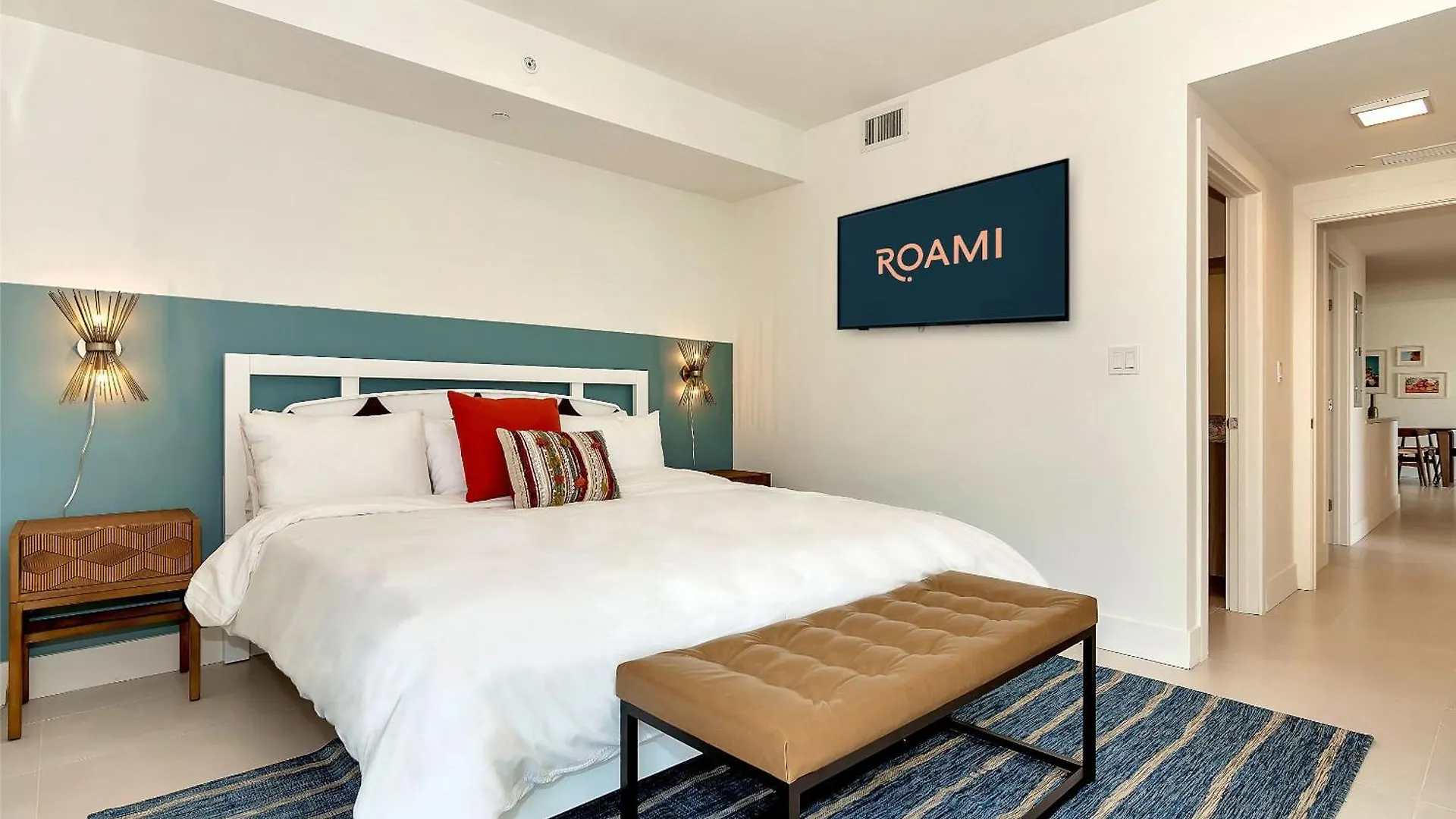 Roami At Grove 27 *